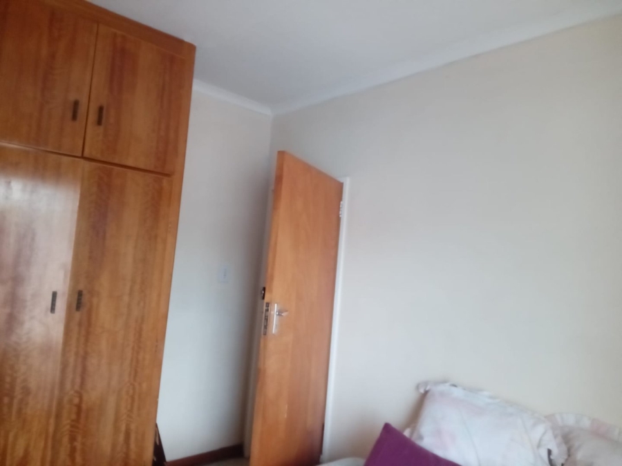 4 Bedroom Property for Sale in Selosesha Free State